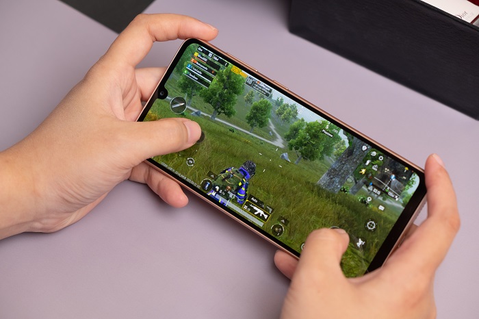 trên tay Galaxy A33 5G