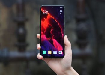 Trên tay Redmi K40S: Phiên bản nâng cấp của Redmi K40 giá chỉ từ 6,5 triệu đồng