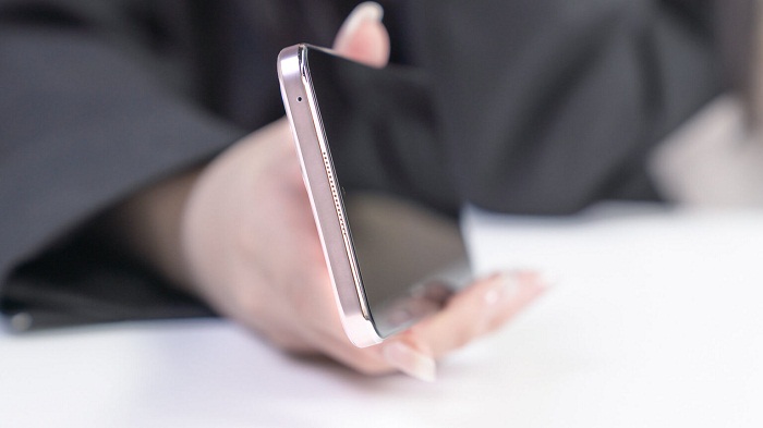 Chip Dimensity 810 giúp máy chơi mượt mà các tựa game phổ biến hiện nay