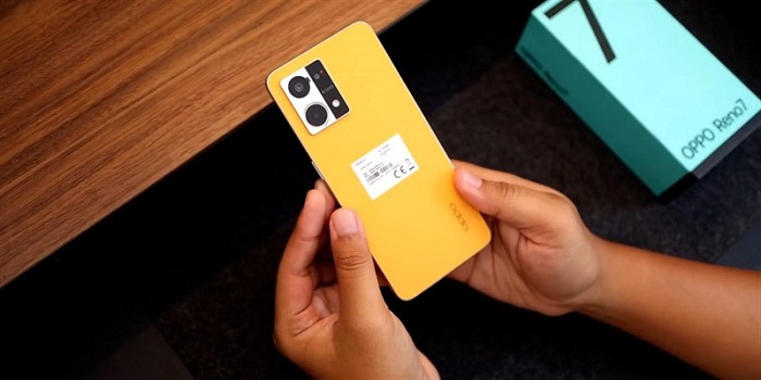 Mặt lưng giả da khá nổi bật