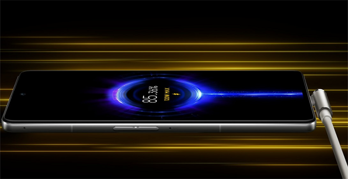 Dung lượng pin hơi khiêm tốn nhưng được trang bị công nghệ sạc nhanh HyperCharge 120W