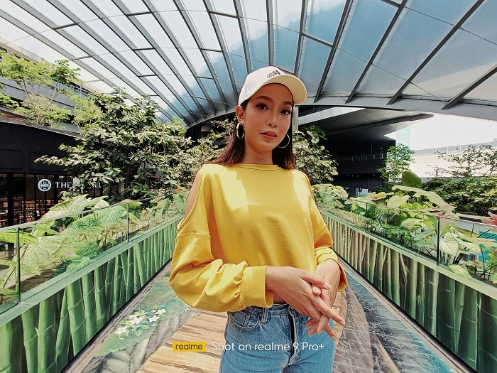 Trên tay Realme 9 Pro+ phiên bản Free Fire