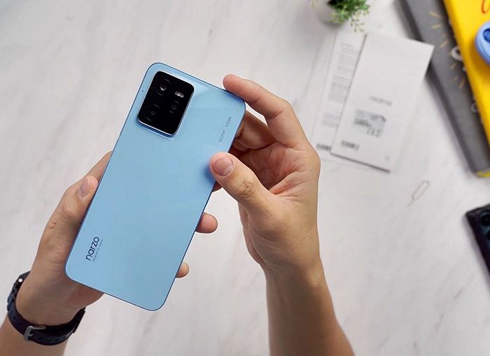 Trên tay Realme Narzo 50A Prime