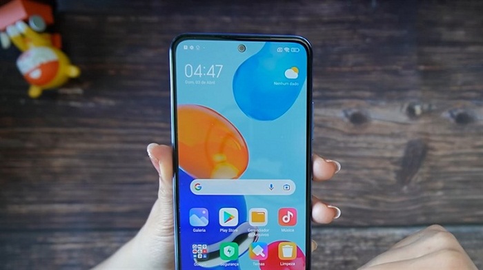 Hiệu năng đủ dùng để đáp ứng tốt nhu cầu sử dụng cơ bản của người dùng