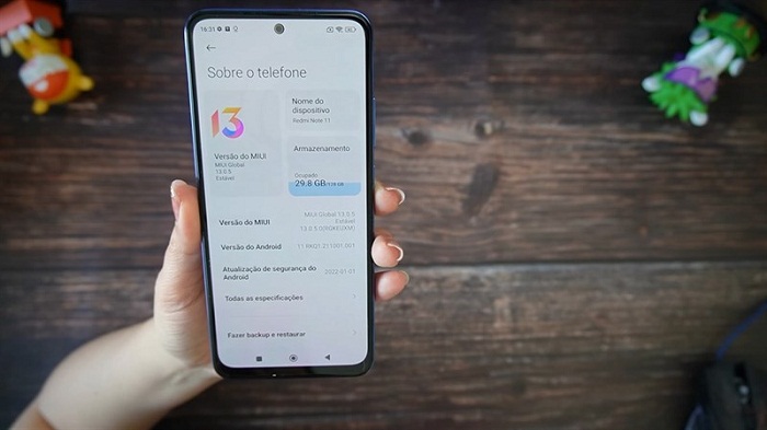 Cung cấp sức mạnh cho sản phẩm là con chip Snapdragon 680 của Qualcomm