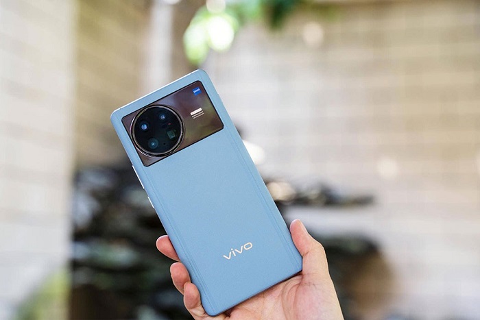 Vivo X Note không quá lớn trong lòng bàn tay