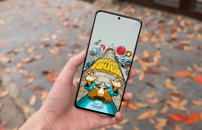 Mua Xiaomi 12 Pro nhận quà hấp dẫn