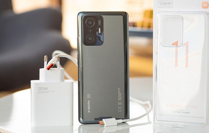 Xiaomi 11T Pro sở hữu 2 viên pin kép hạn chế được tình trạng nóng máy hoặc quá nhiệt