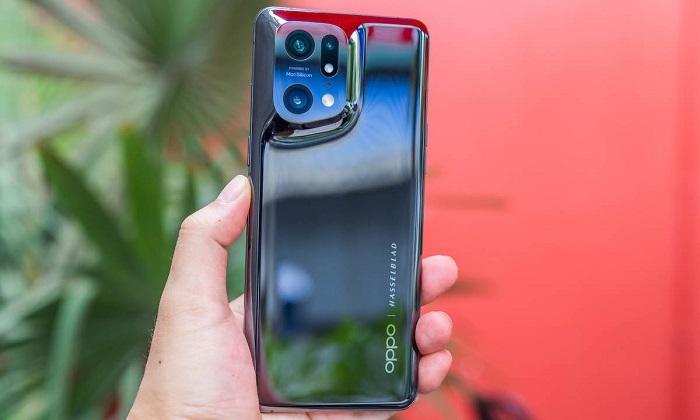 Mặt lưng của OPPO Find X5 Pro