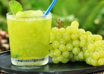 Hướng dẫn cách làm nước ép nho xanh bằng máy ép ngon khó cưỡng, giải nhiệt mùa hè