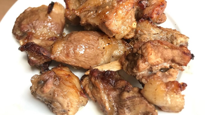 Sườn nướng mật ong bằng lò nướng thơm ngon, đưa vị