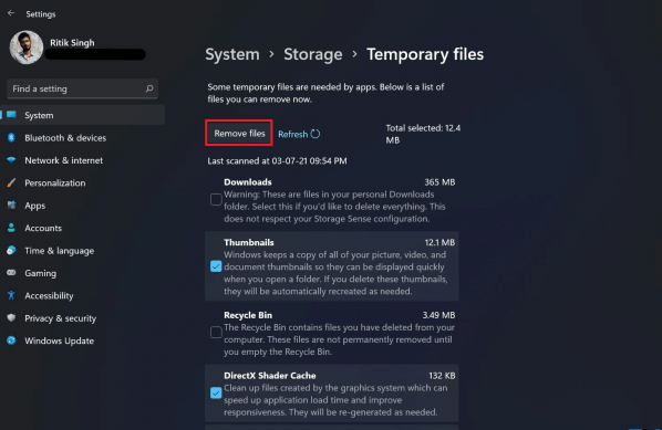 Chọn toàn bộ các tập tin muốn xóa và bấm vào Remove files