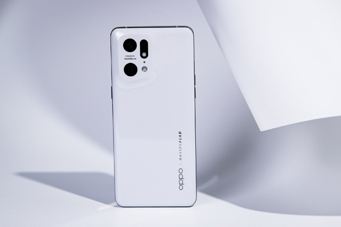 OPPO Find X5 Pro phiên bản màu trắng