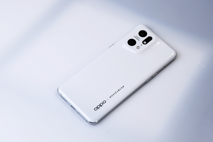 Ngôn ngữ thiết kế tương đồng với Find X3