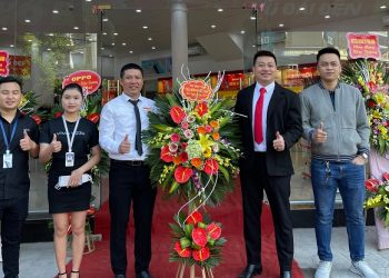 Tưng bừng khai trương siêu thị Viettel Store tại Thái Bình 100% tặng quà cùng cơ hội vi vu du lịch