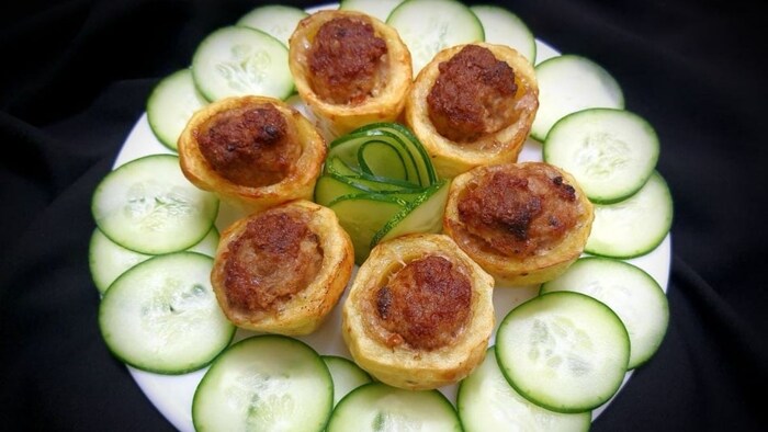 Cách làm khoai tây nhồi thịt nướng bằng nồi chiên không dầu