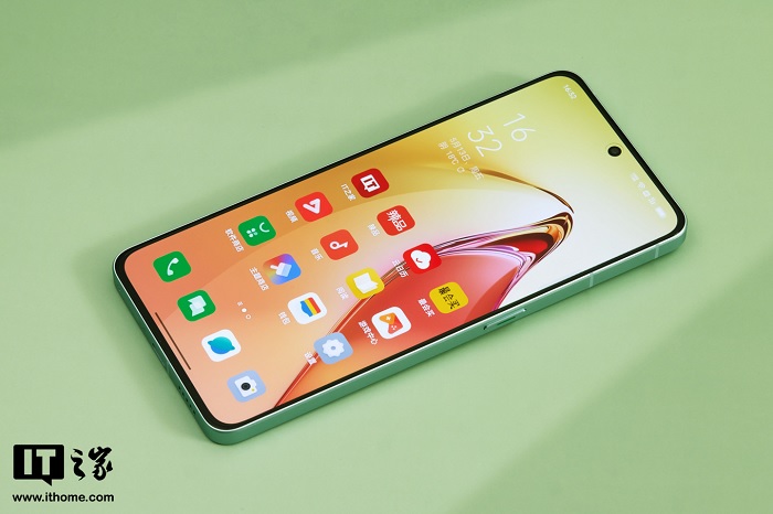 Màn hình OPPO Reno8 Pro+