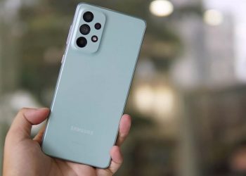 Mở hộp Galaxy A73 5G
