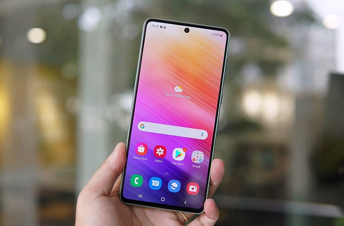 Màn hình Galaxy A73 5G có tần số quét lên tới 120Hz