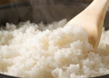 Nguyên nhân nồi cơm điện nấu cơm bị sống và cách khắc phục