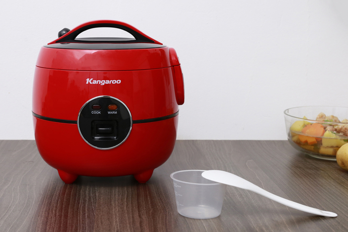 Kangaroo KG822 có dung tích 1.2 lít