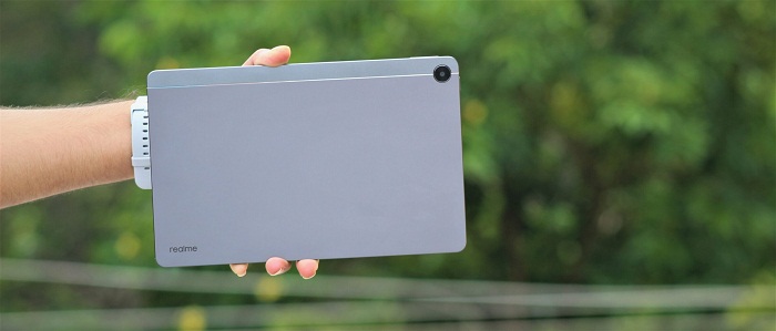 Realme Pad và OPPO Pad Air dường như không có sự khác biệt nào về camera sau