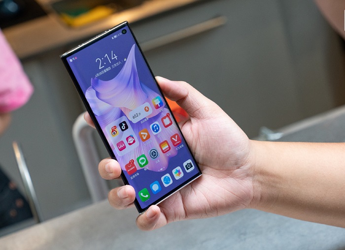 Mate XS 2 khi gập lại