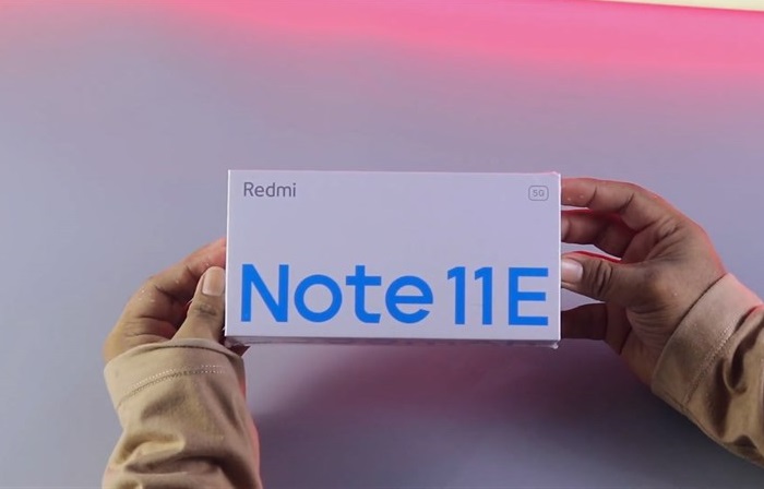 Mặt trước hộp đựng Redmi Note 11E 5G