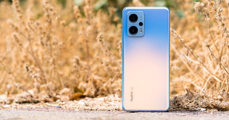 Trên tay Redmi Note 11T Pro+: Sở hữu màn hình 144Hz, Dimensity 8100 cùng sạc siêu nhanh 120W
