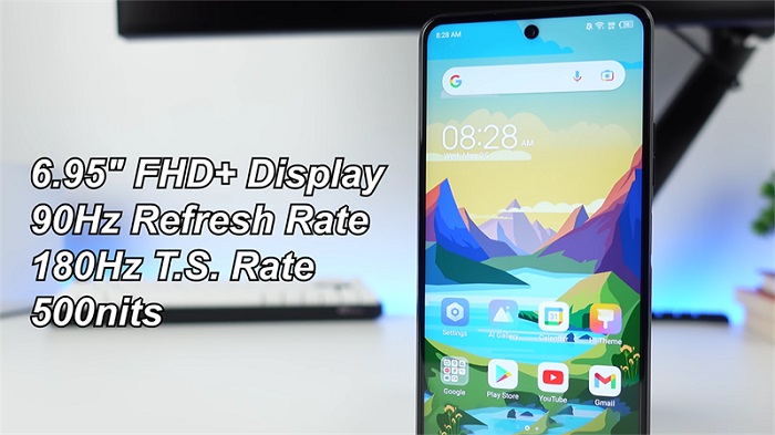 POVA 3 sở hữu màn hình ấn tượng