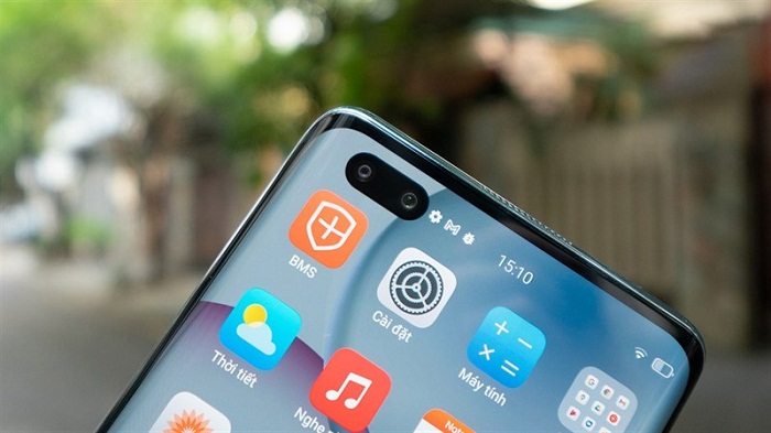 Dung lượng RAM 8GB và bộ nhớ trong 128GB giúp đa nhiệm mượt mà