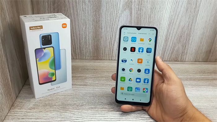 Viền màn hình khá dày ít nhiều ảnh hưởng đến trải nghiệm người dùng