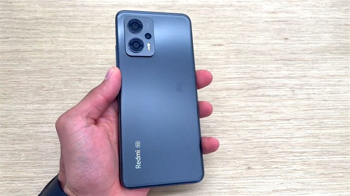 Thiết kế trẻ trung, thành lịch, phù hợp với mọi lứa tuổi, giới tính