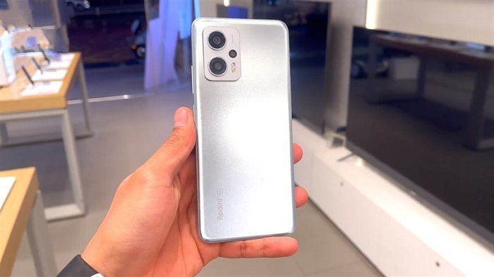 Trên tay Xiaomi Redmi Note 11T Pro