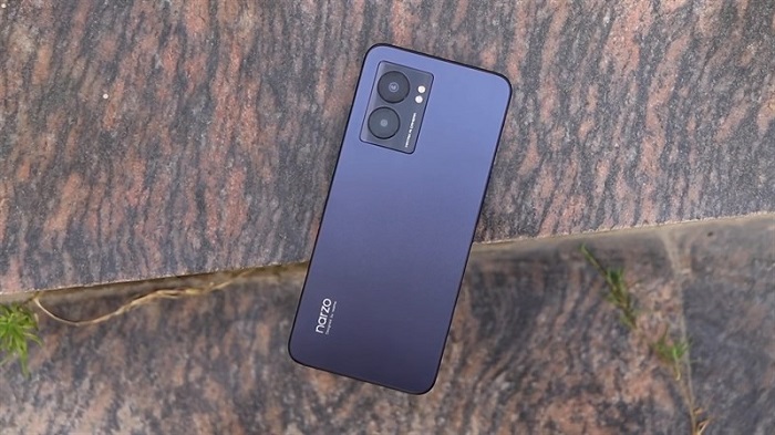 Cận cảnh camera sau trên Realme Narzo 50 5G