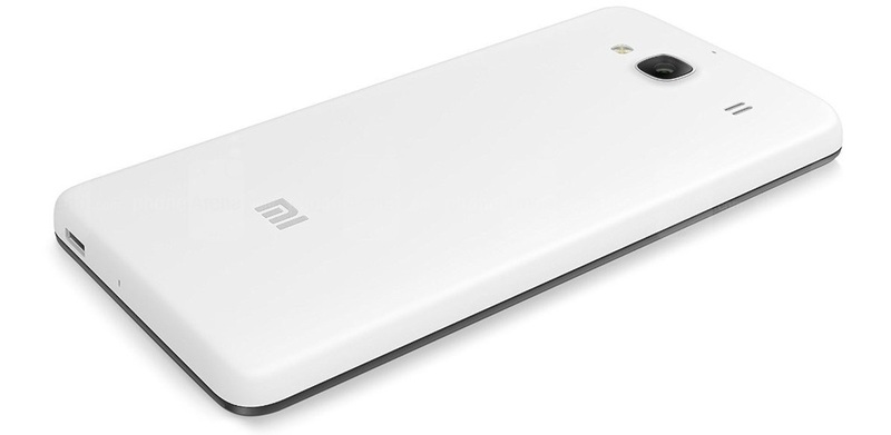 Camera sau của Xiaomi Redmi 2 Prime giữ nguyên thiết kế lồi và đèn Flash trợ sáng.