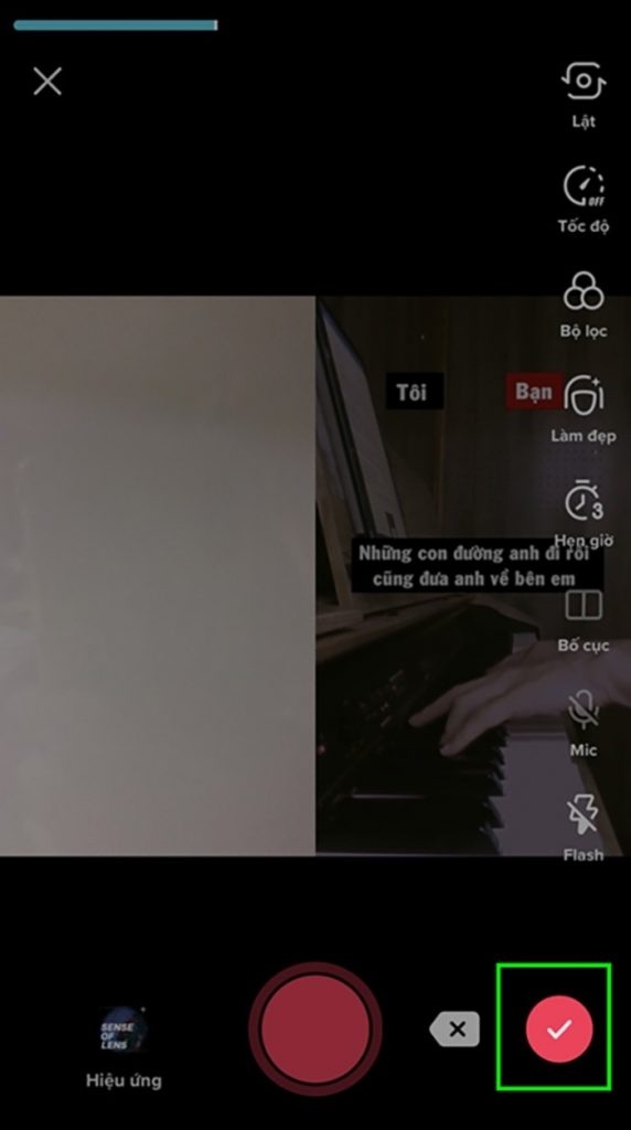 Nhấn tích đỏ để lưu video