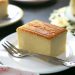 Cách làm bánh bông lan bằng lò nướng đơn giản, thơm ngon