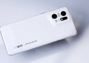 Cận cảnh OPPO Find X5 Pro