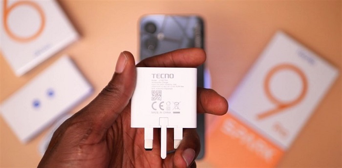 Củ sạc Tecno Spark 9 Pro 3 chân