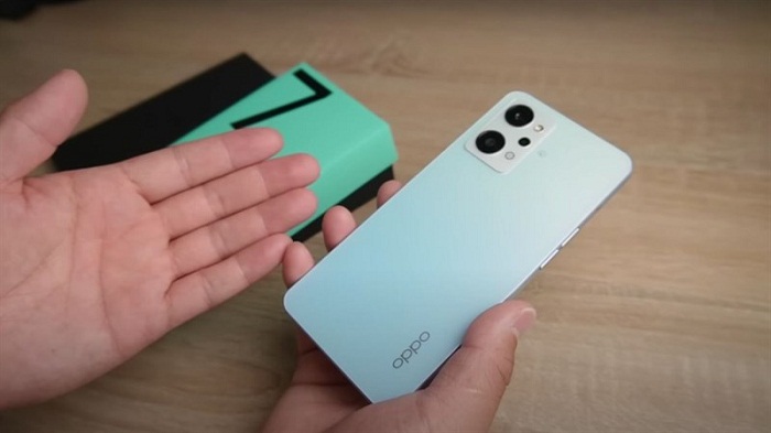 Dung lượng RAM 6GB giúp đa nhiệm mượt mà