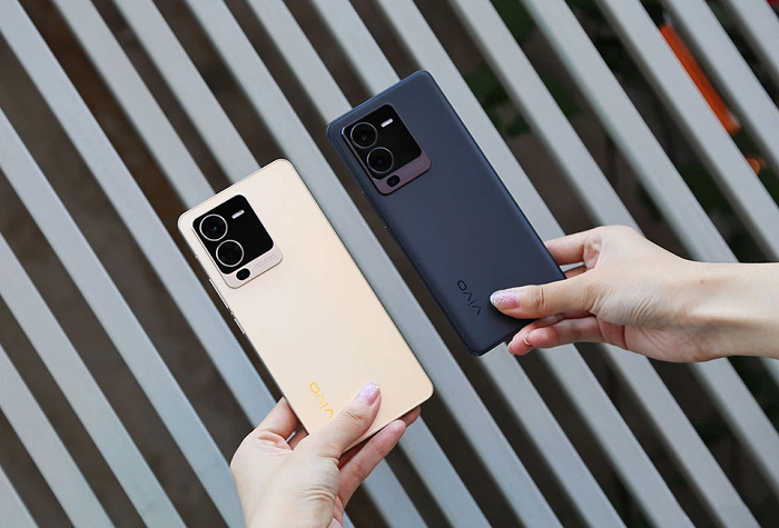 Trên tay vivo S15 series