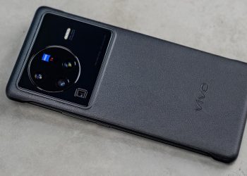Trên tay Vivo X80 Pro