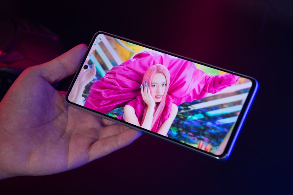 Màn hình Galaxy A73 5G