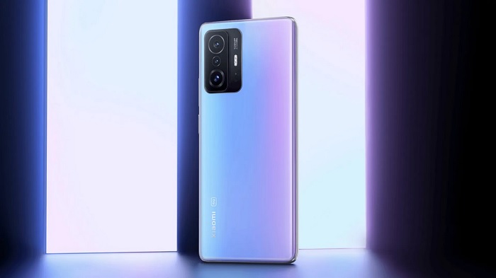 Mặt lưng của Xiaomi 11T 5G dễ bám mồ hôi và vân tay, dễ vỡ