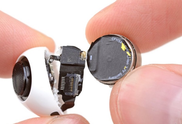 Tai nghe AirPods Pro bị lỗi pin do nhà sản xuất sẽ được bảo hành 