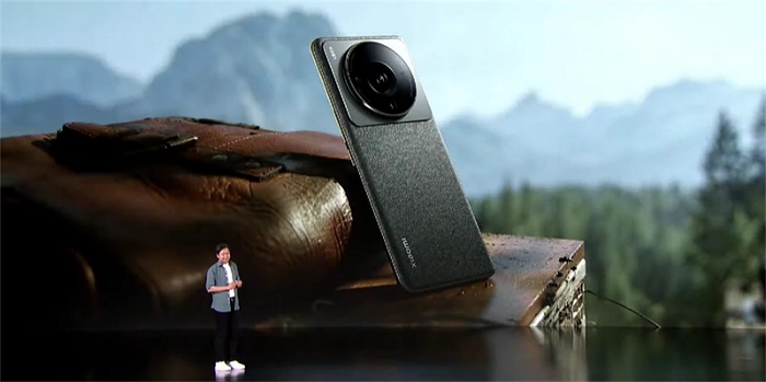 Xiaomi 12S Ultra có 2 tùy chọn màu sắc