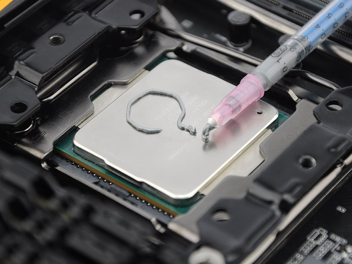 Tra keo tản nhiệt cho CPU