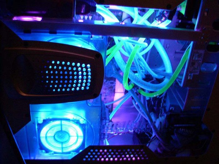 Sử dụng quạt tản nhiệt nước