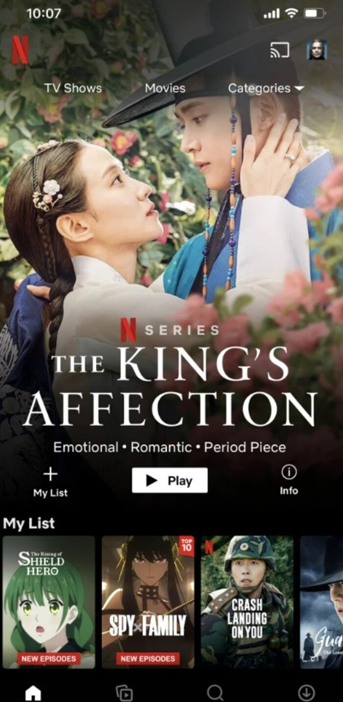 Mở ứng dụng Netflix